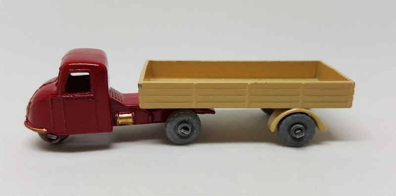 Illustration for article titled LaLD Car Week: Wacky Wednesday - Lesney Matchbox Mechanical Horse and Trailer